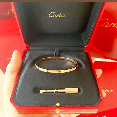 cartier love bracelet preço|2nd hand cartier love bracelet.